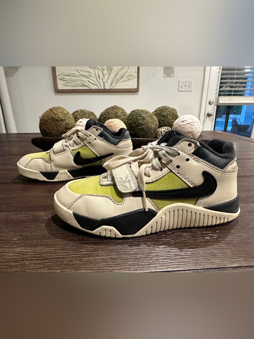 Kids Jordan Travis Scott Sneakers